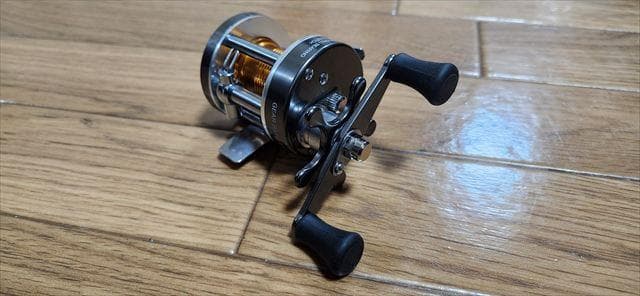 新品Teeway_BL25ベイトリール左ハンドル浅溝小型中華アンバサダー