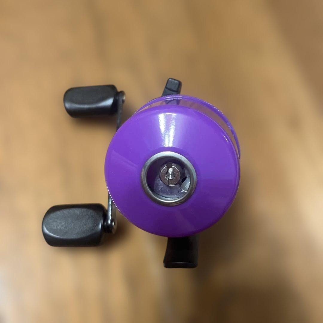 PICCHINO スピンキャストリール 紫　未使用品　五十鈴工業　ピッキーノ