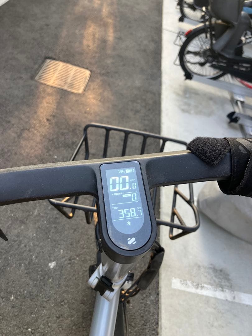 「MADE IN JAPAN」HONBIKE シルバー電動アシスト自転車