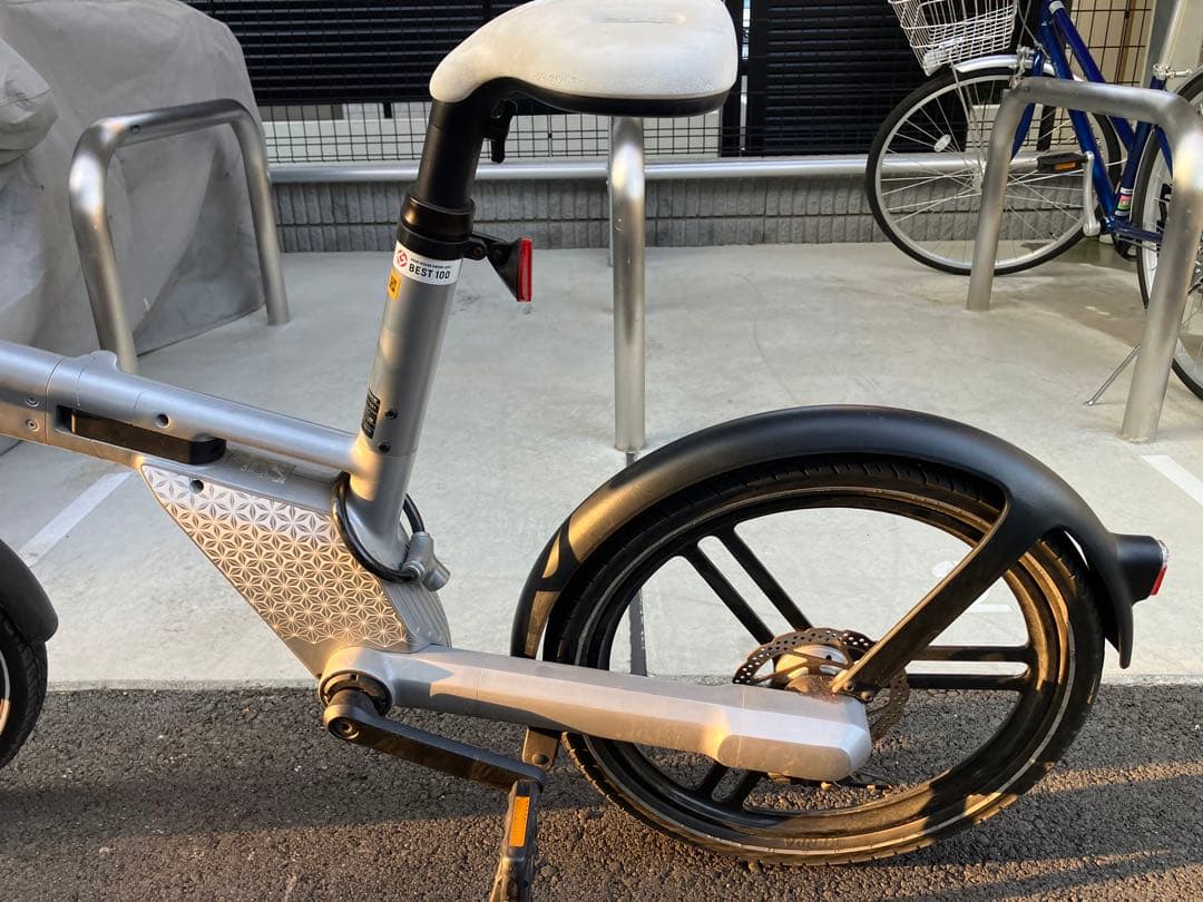 「MADE IN JAPAN」HONBIKE シルバー電動アシスト自転車