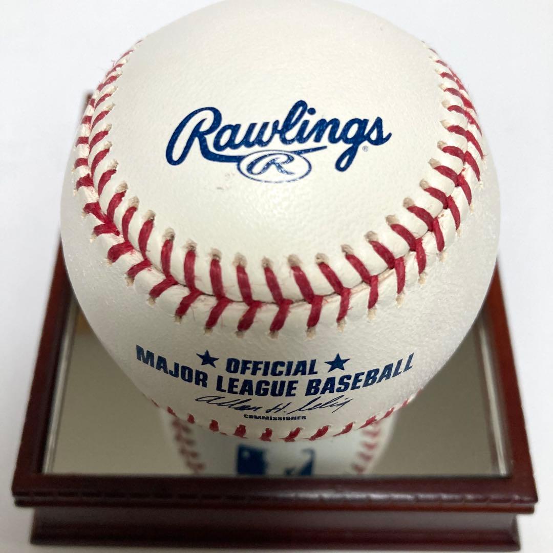 イチロー 選手　直筆サイン　MLB公式球　ガラスケース(紫外線保護)付