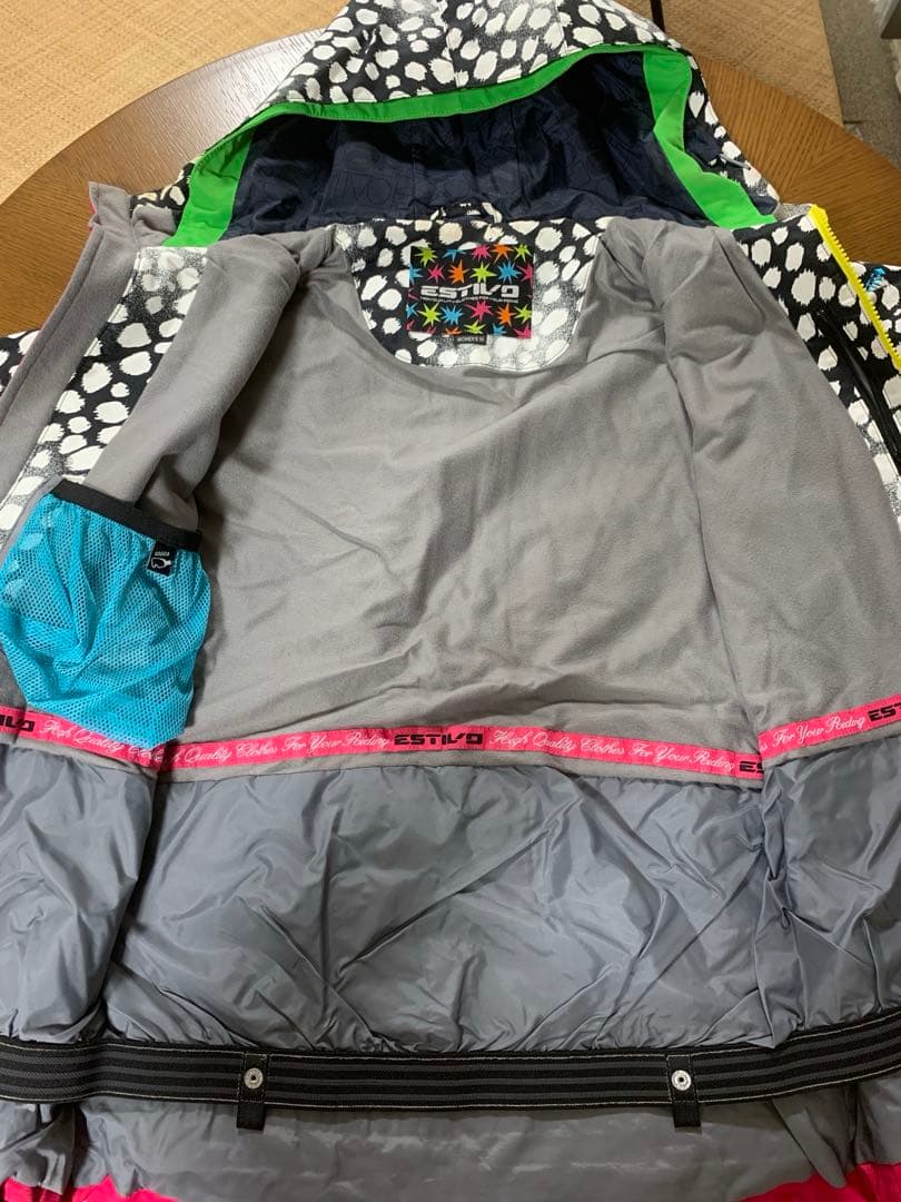 ROXY レディース　スノボウェア　上下セット　S-Mサイズ　美品　防寒　撥水