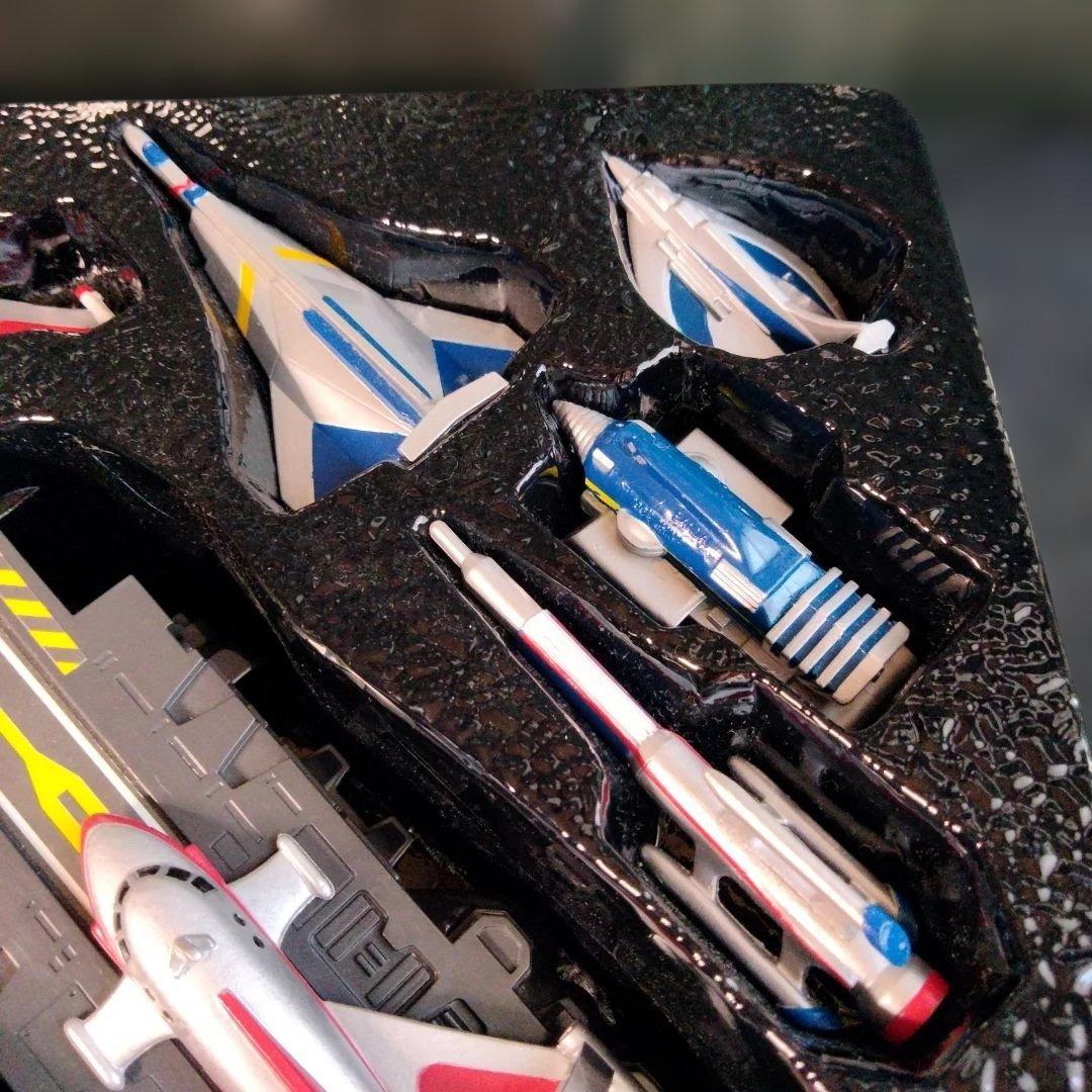 １９９５年発売　ウルトラマン　出撃！！　ウルトラメカセレクション