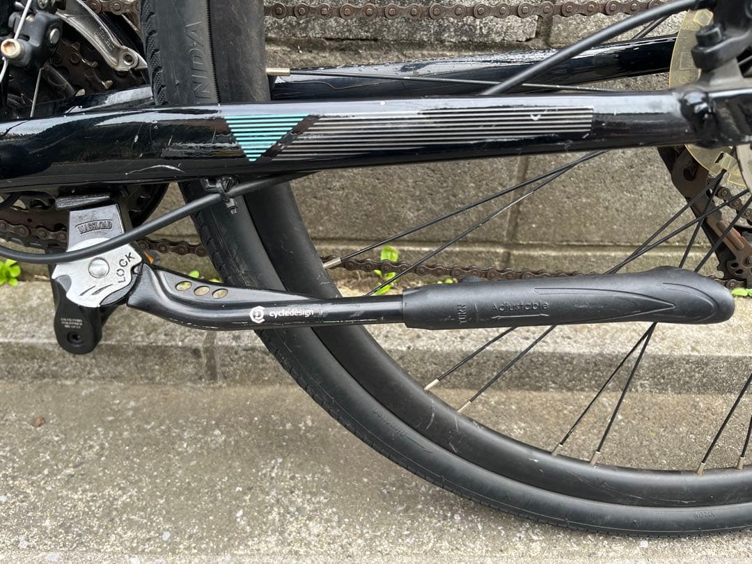 Bianchi C-Sports 2 クロスバイク 黒色 アルミ