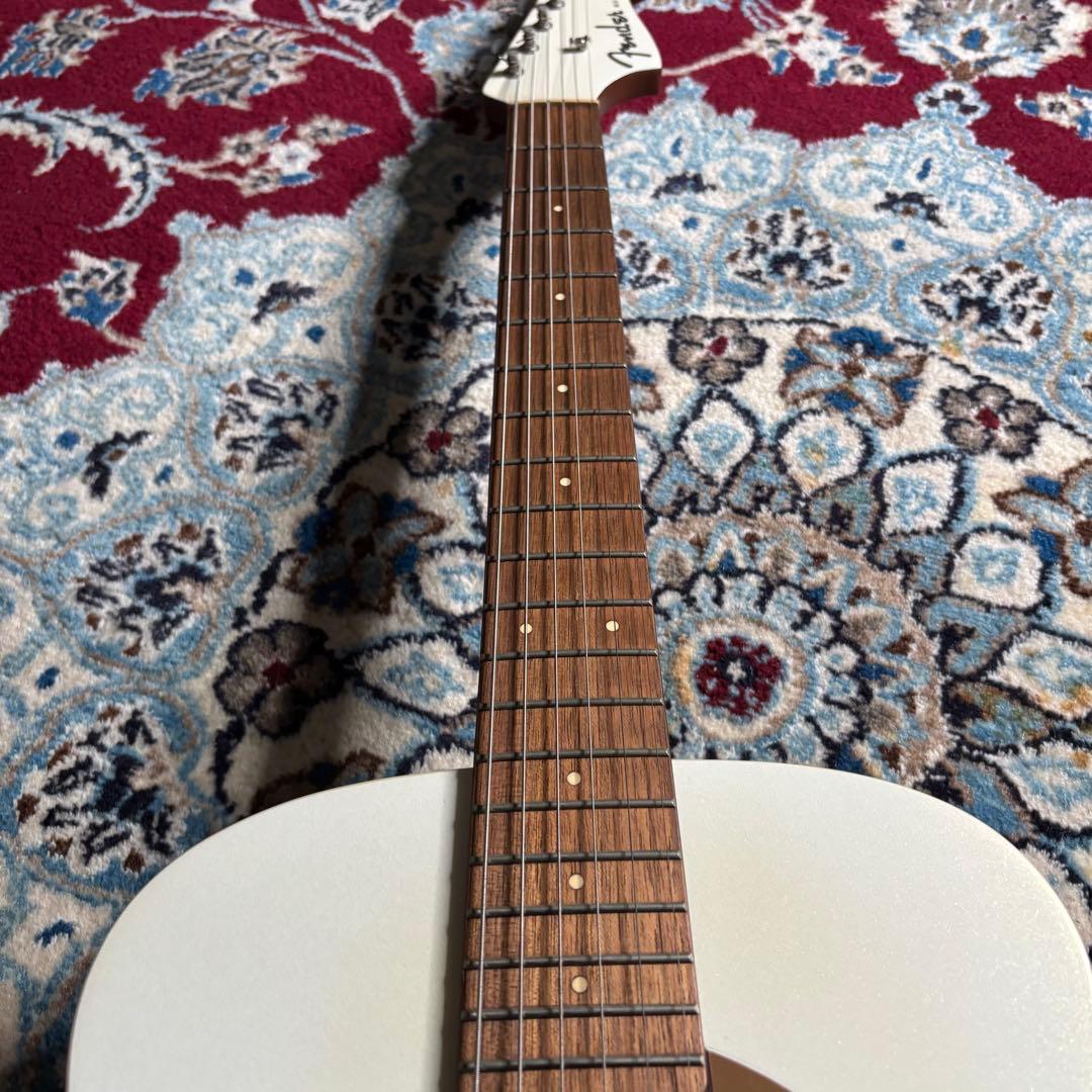 Fender Malibu Player Arctic Gold エレアコ