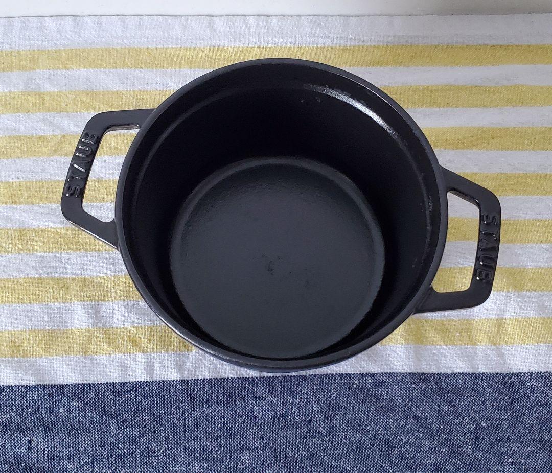 STAUB　鍋　14cm