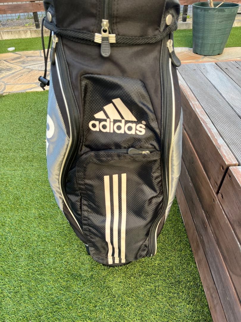 【送料込み】アディダス　adidas 軽量型キャディバッグ　メンズ