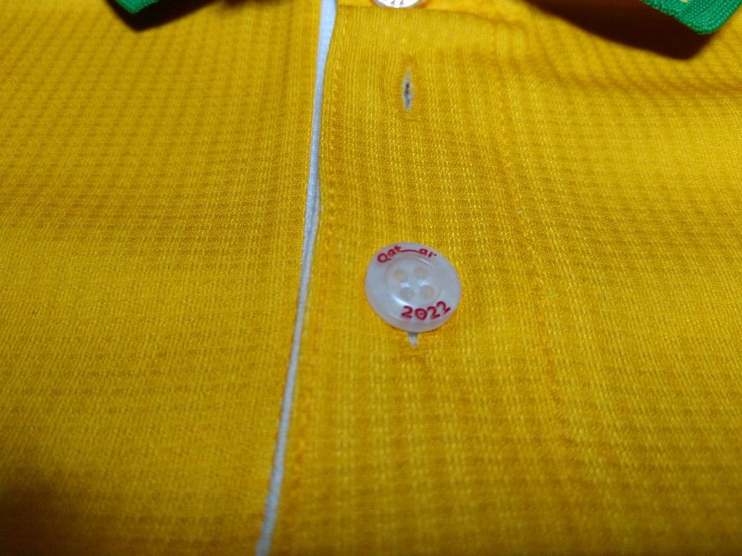 【新品】2022年 サッカー FIFAワールドカップ ブラジル代表ポロシャツS