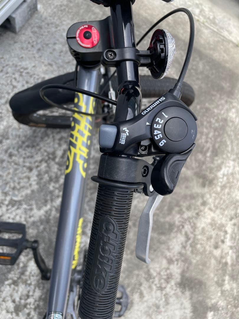 d.bike 24インチ 子供用自転車 グレー 6段変速