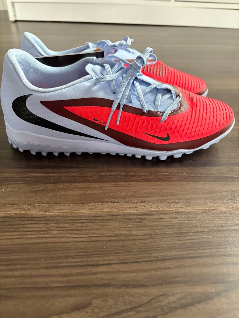 新品　NIKE ファントム6 LOW アカデミーTF 26.5
