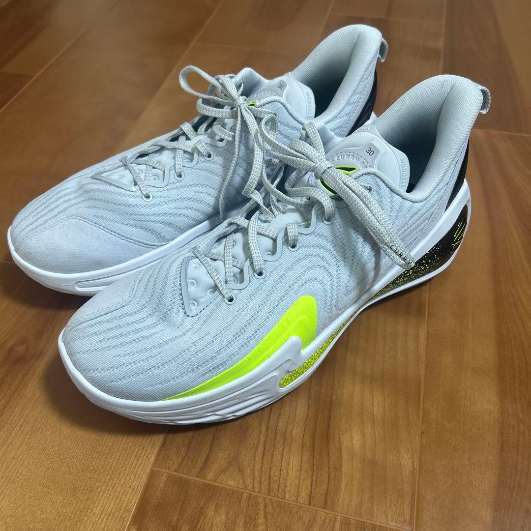 Under Armour CURRY 12 バスケットボールシューズ