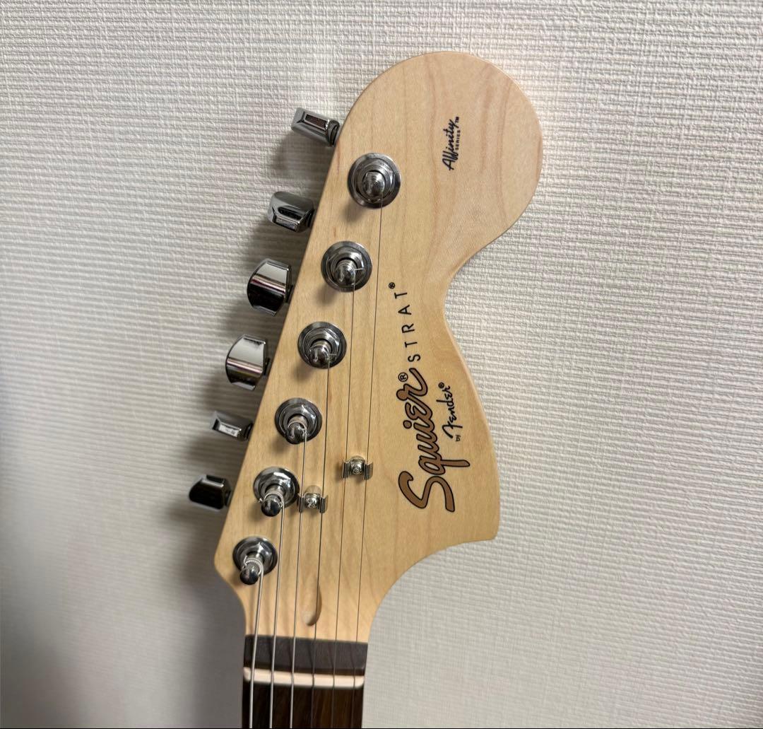 Squier ストラトキャスター ピンク ギターケース付き