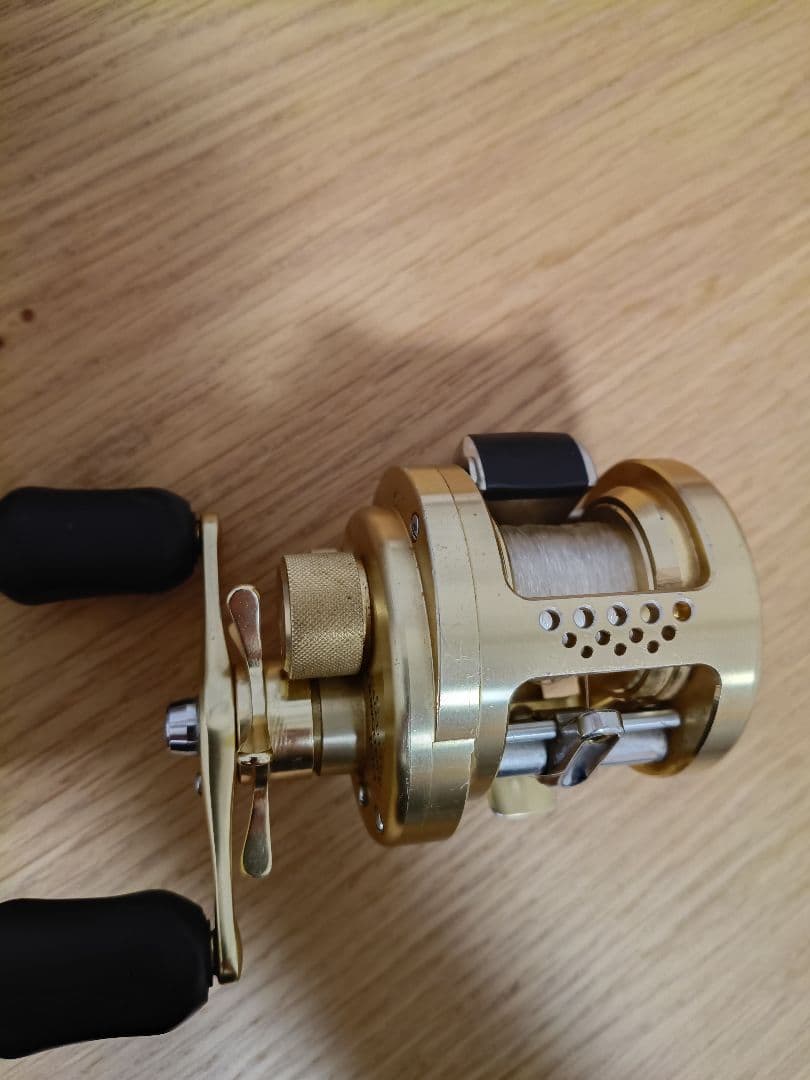 シマノ 00 01 カルカッタ　コンクエスト　100 SHIMANO 金 カル