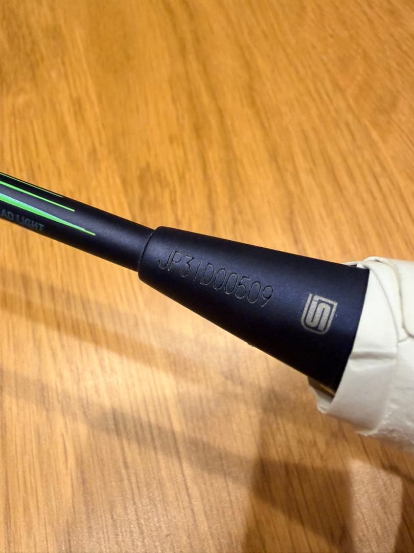 美品ミズノ　アクロスピード1アクセル　ビクター　オーラスピードHS PLUS
