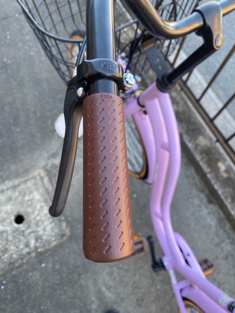 ほぼ新品 自転車 ピンク色