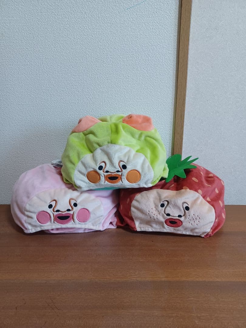 こびとづかん　　ぬいぐるみ　なりきり帽子　マルチバスケット　他