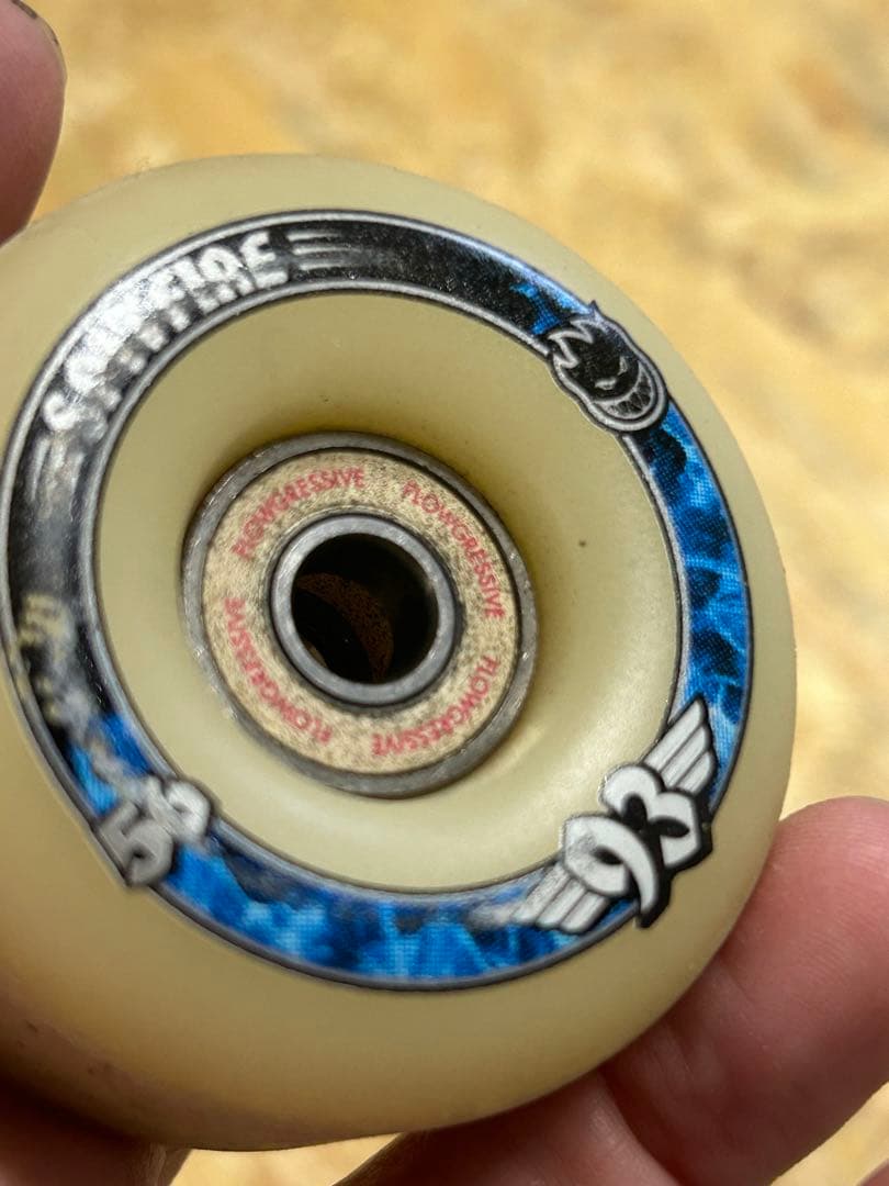 Spitfire 56mm ウィール 93A 4個セット ベアリング付き