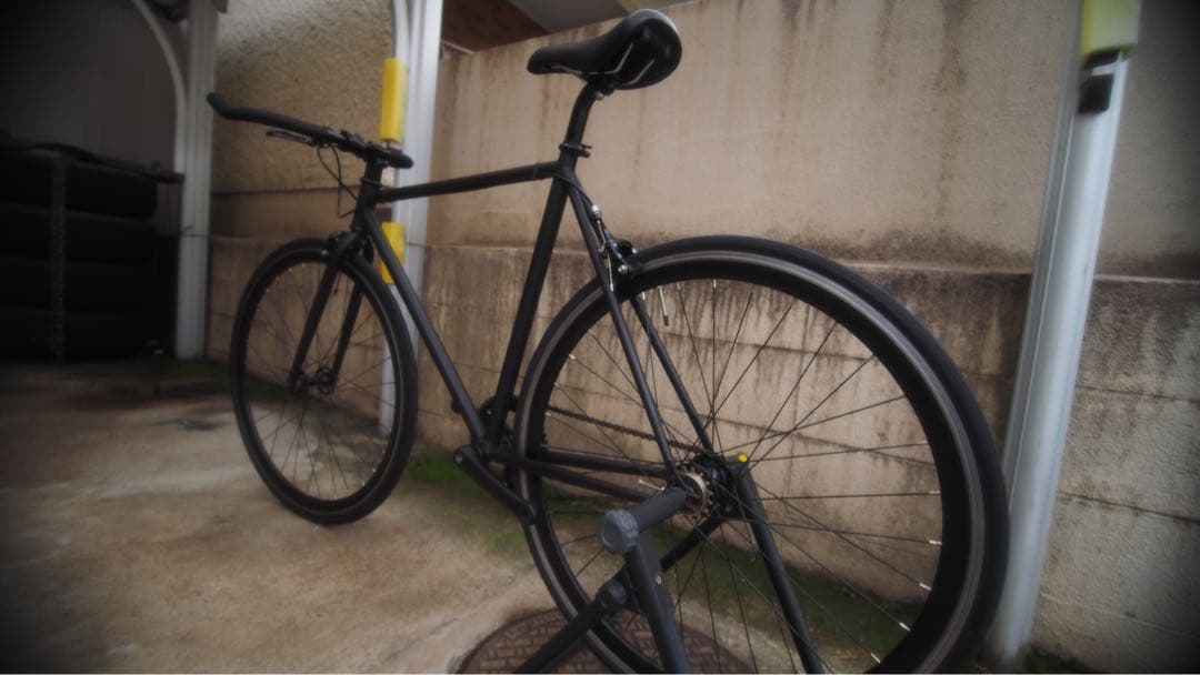 CARTEL BIKES AVENUE LO（Ｓサイズです。）手渡し希望です。