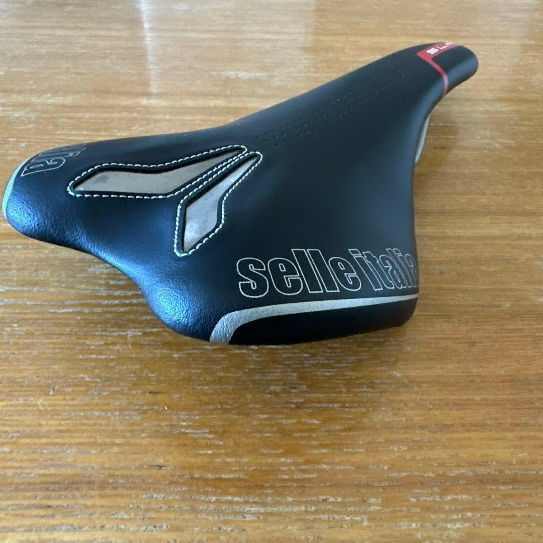 と*き様 Selle Italia SLR サドル ブラック/レッド