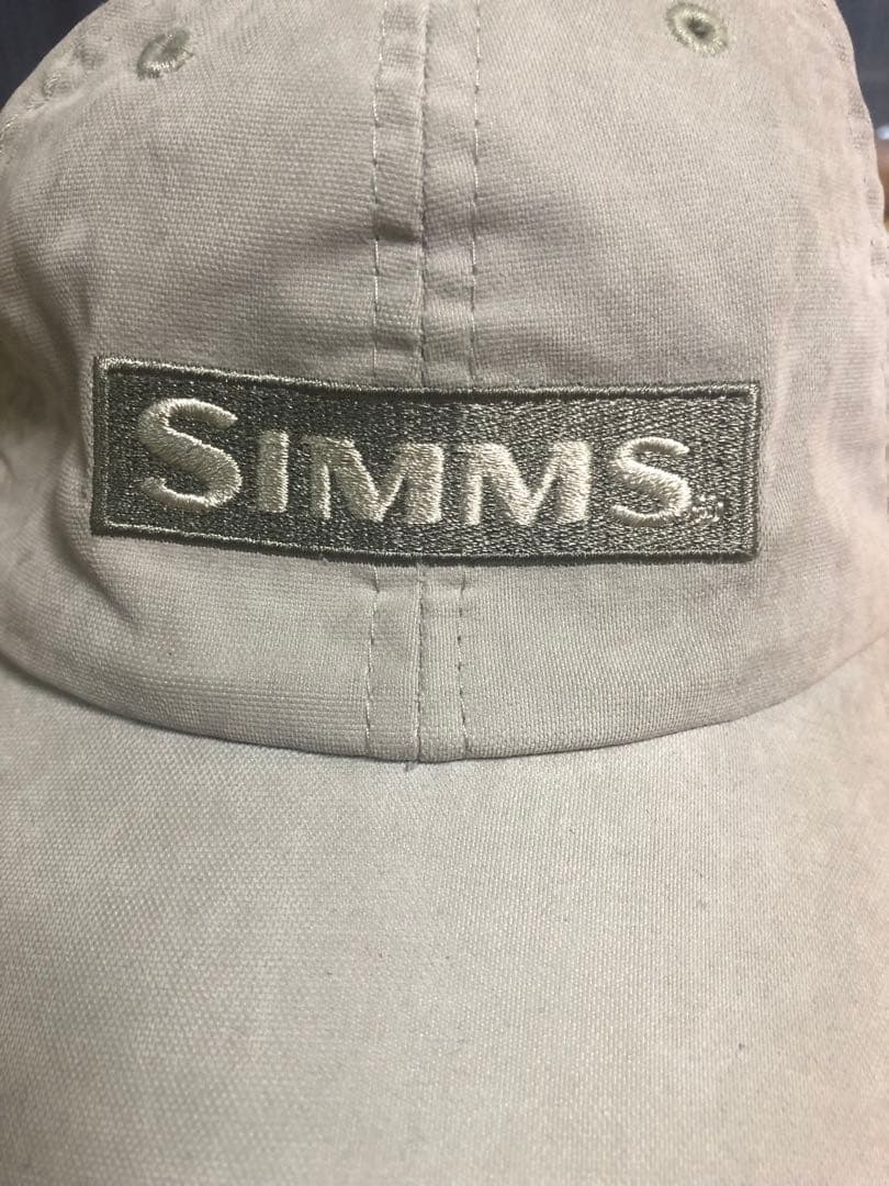 SIMMS ロングビルキャップ