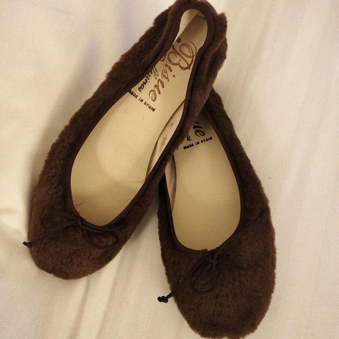 BISUE BALLERINAS フェイクファー バレエシューズ　ブラウン