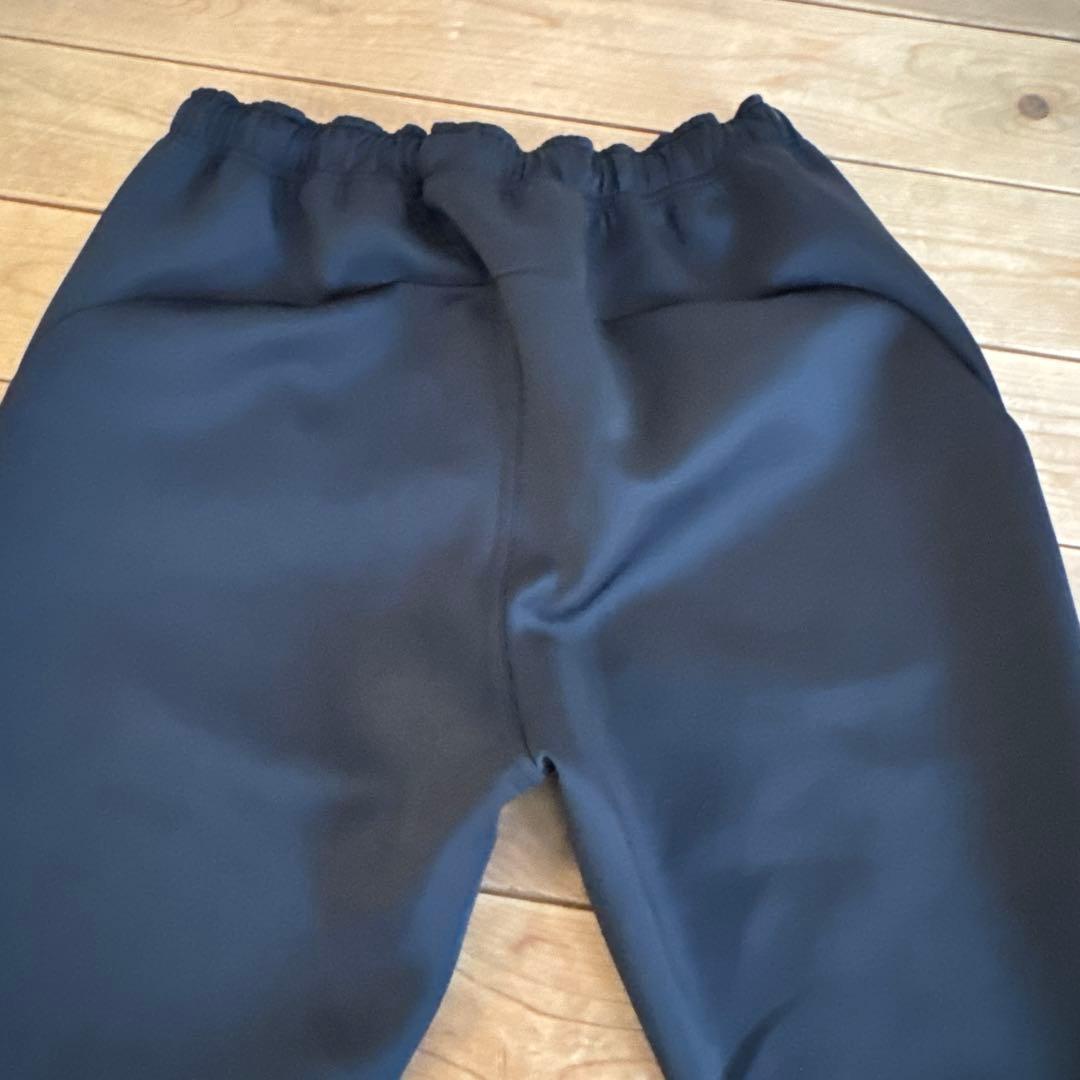 ニ*ン様 ATHLETA ジャージ トレーニングウェア ブラック Ｌ