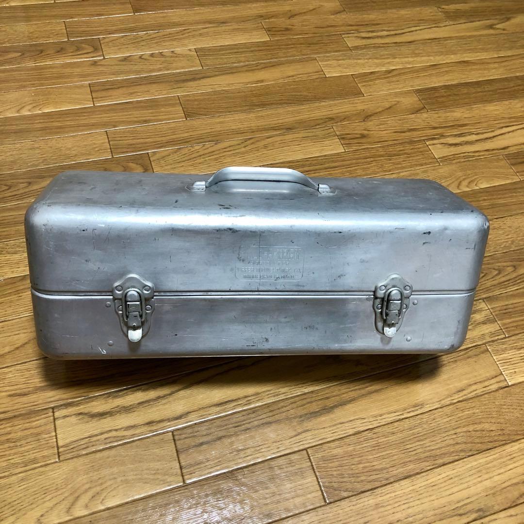 1940年代最初期　UMCO アムコタックルボックス FOLD-A-TRAY