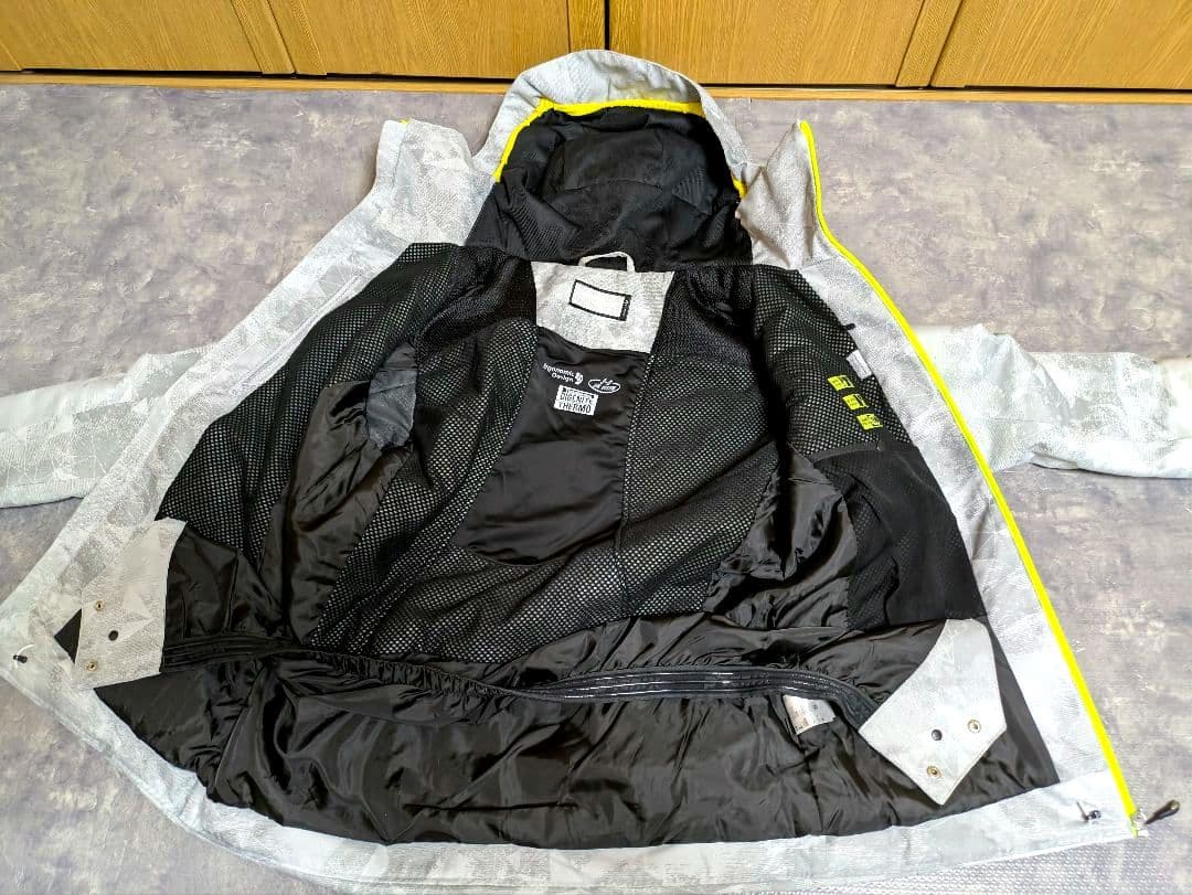 PHENIX スキーウェア 上下セット(中古品)