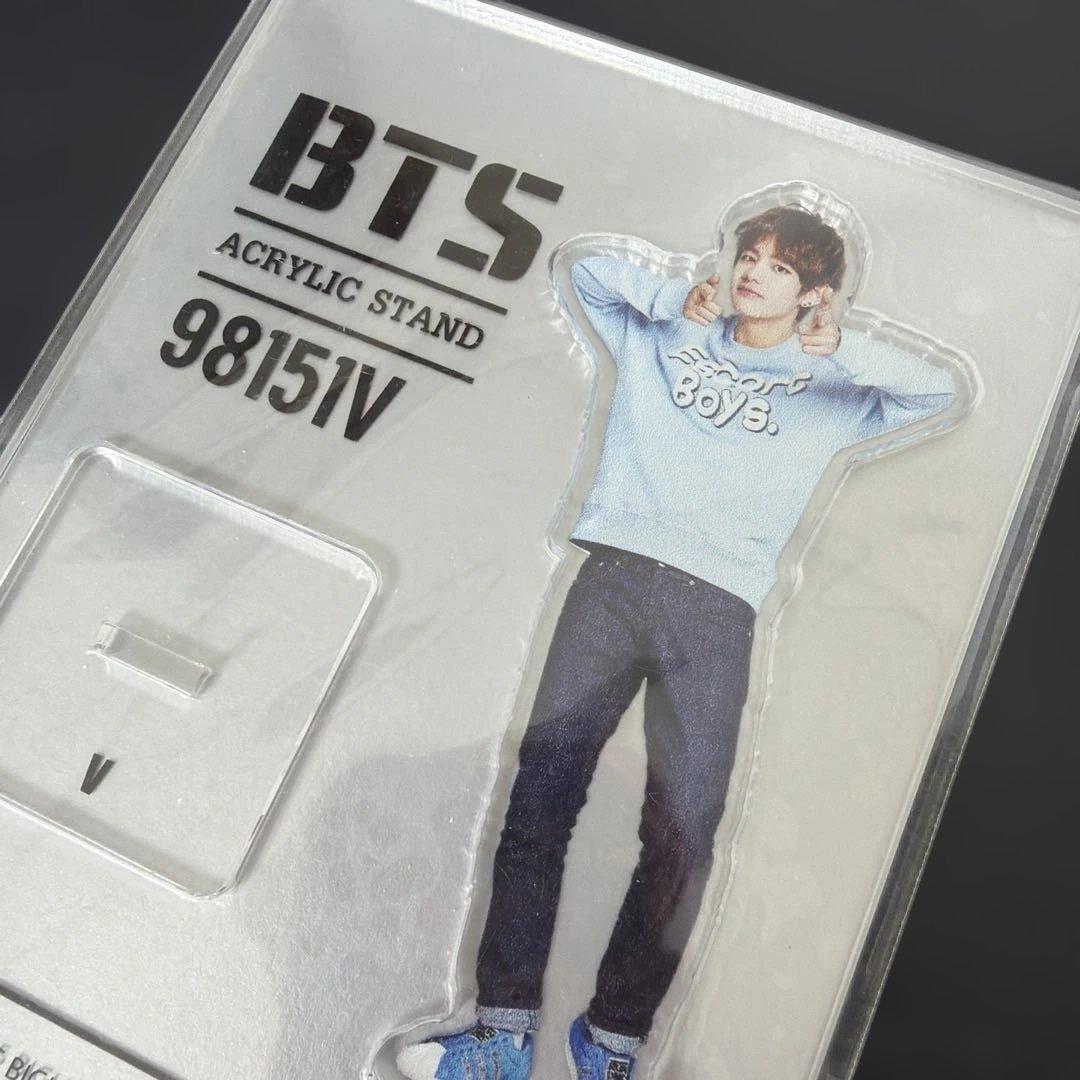 新品　BTS 2ND MUSTER 1st アクリルスタンド　缶バッジ　V