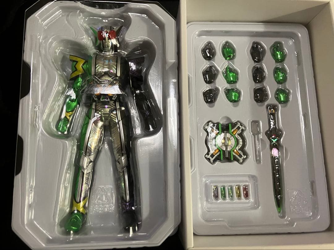 真骨彫 仮面ライダーW ジョーカーエクストリーム