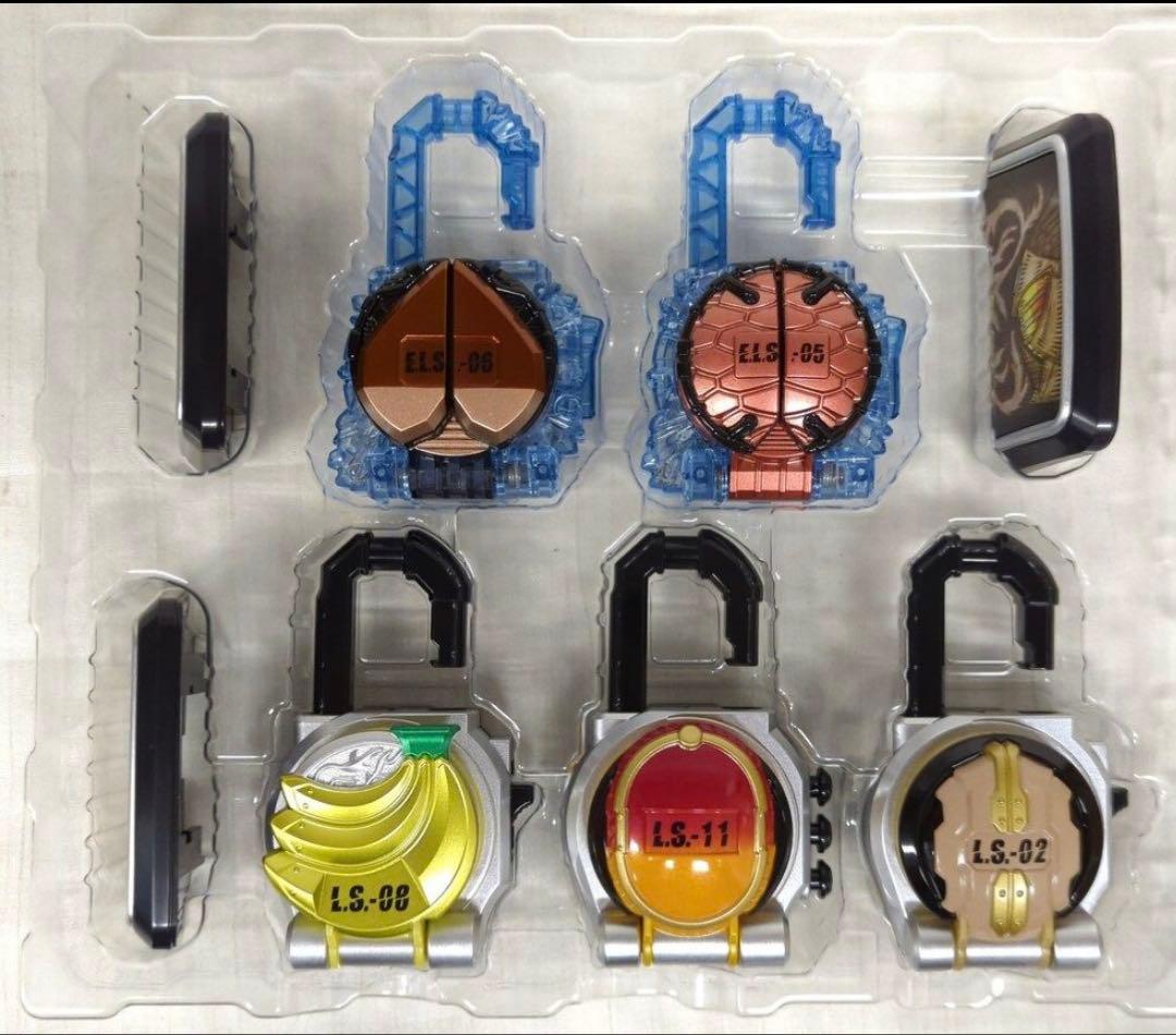 コンプリートセレクション　モディフィケーション　ロックシード　チームバロンセット