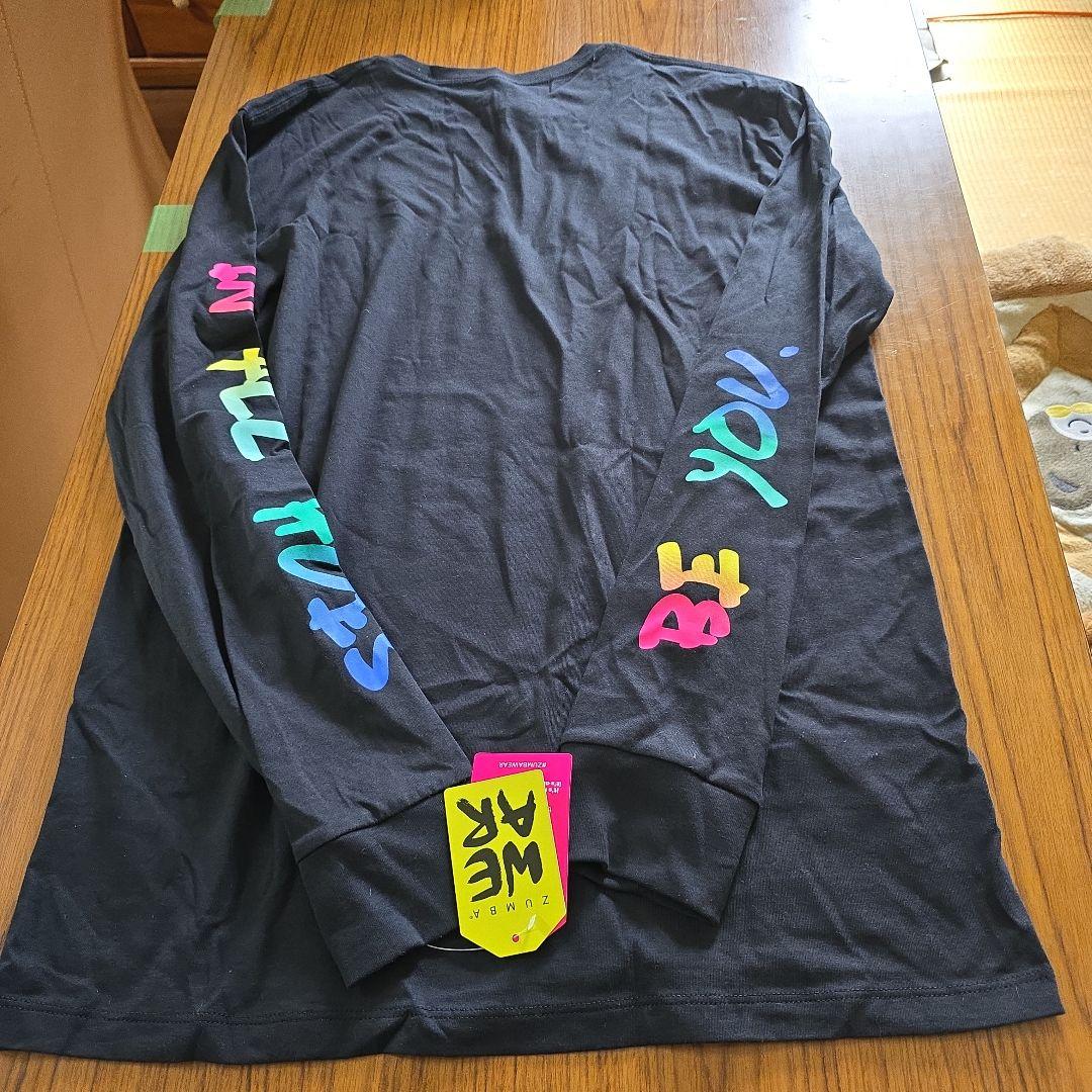 SALE中！【ZUMBA】シャツ正規品 Sサイズ 新品