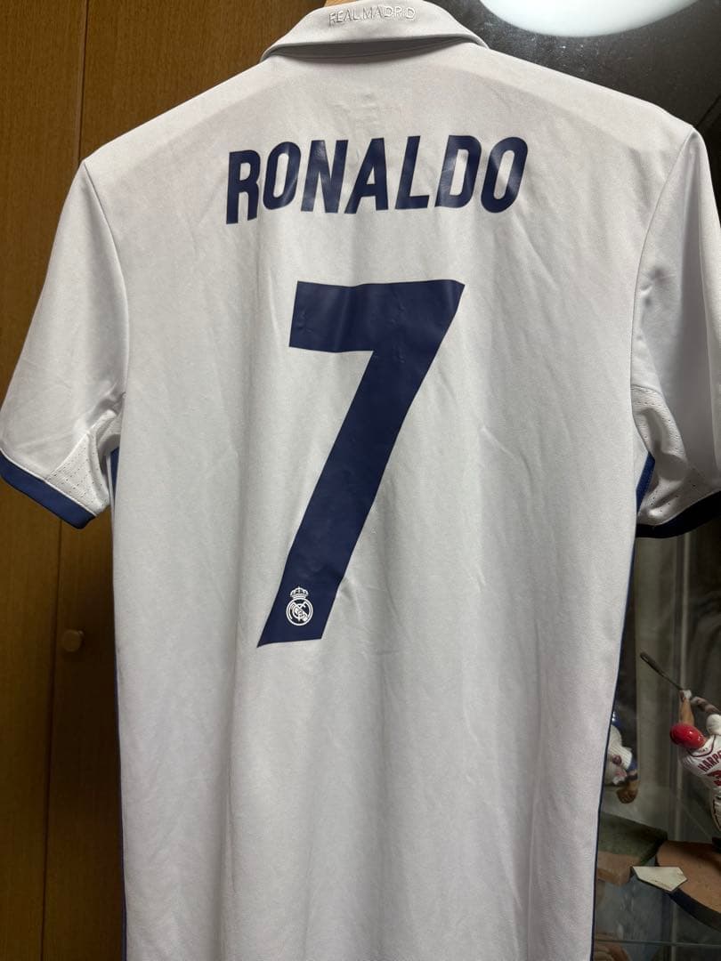 正規品❗️最終値下げ　レアルマドリードユニホーム16-17 ロナウド　美品