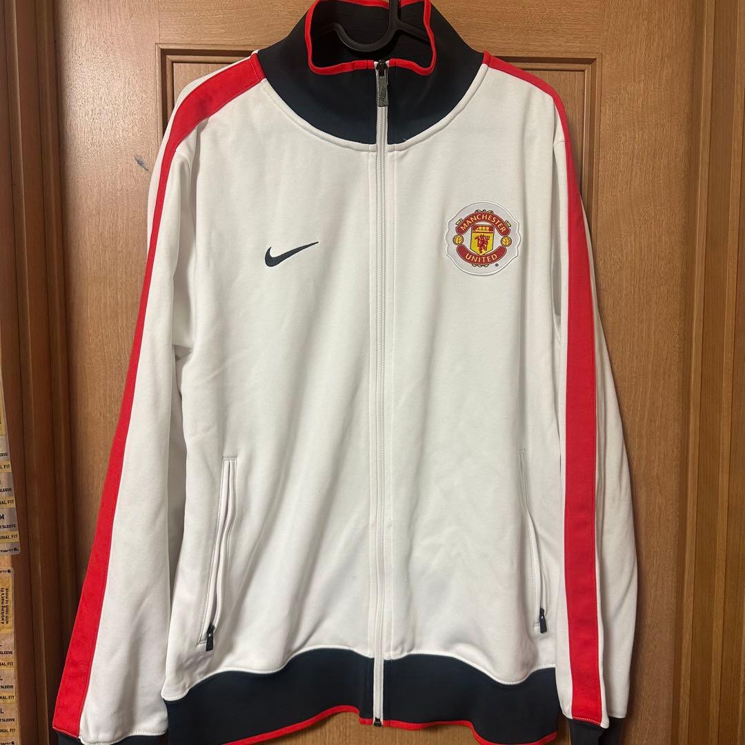 Nike Manchester United トラックジャケット ホワイト