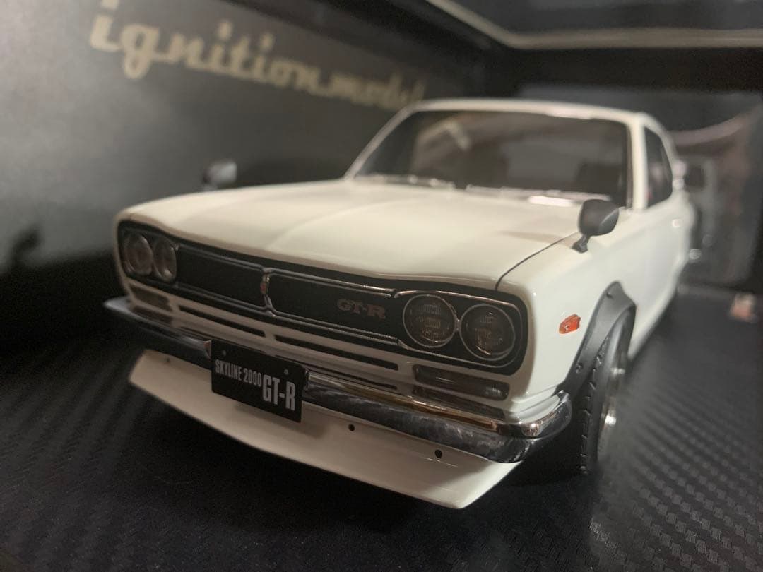 ミニカー IG3235 1/18 Nissan Skyline 2000 GT-R