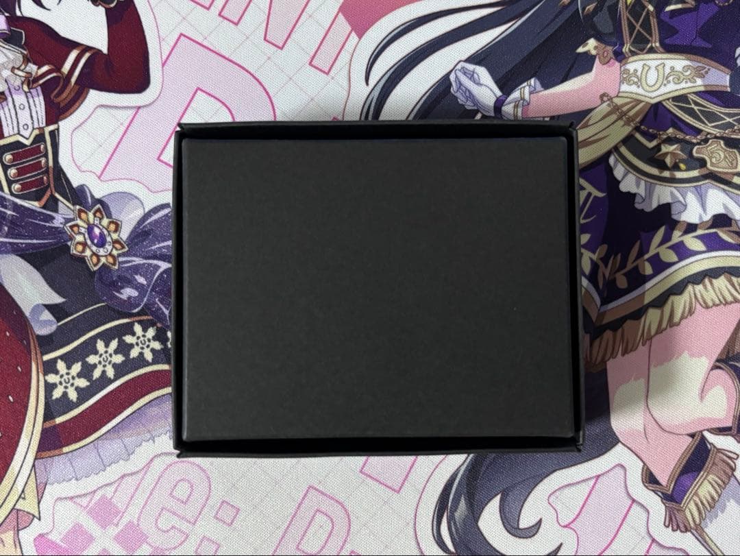 【新品】ウマ娘　公式ピンバッチ トレーナーver.