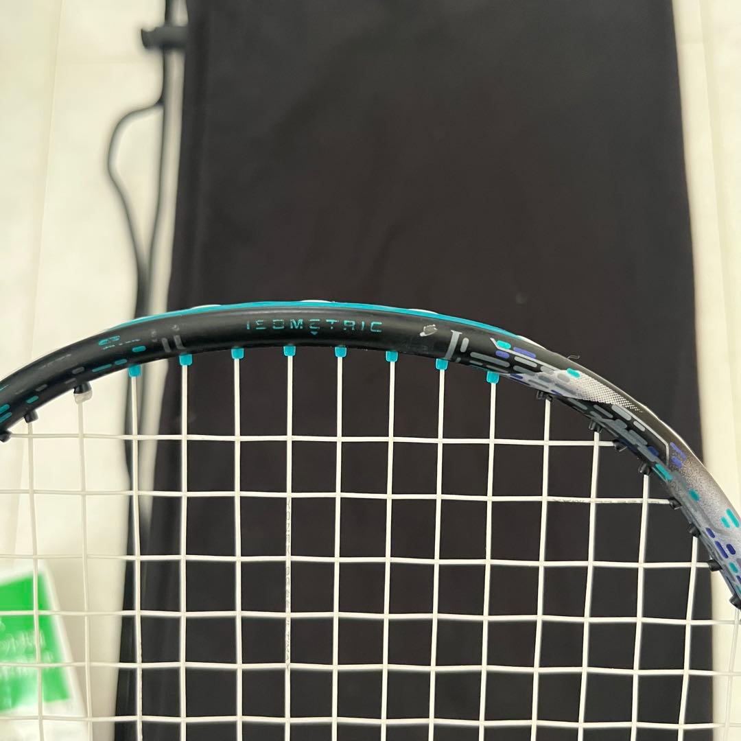 美品 ヨネックス ASTROX 88S PRO 4UG5