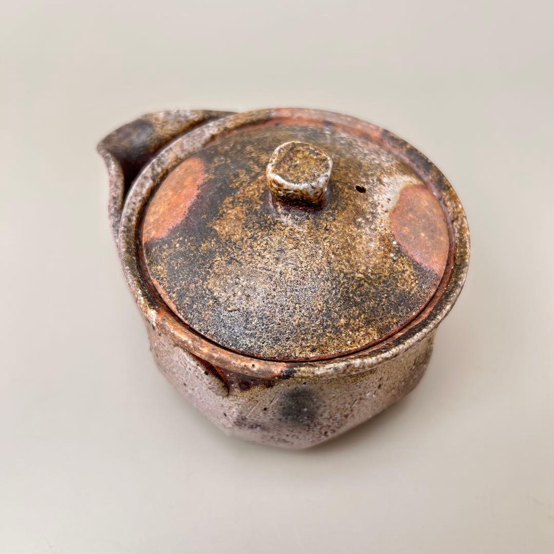 B柴岡信義 備前市無形文化財 備前焼 窯変 共箱 共布 栞 面取 宝瓶 茶器