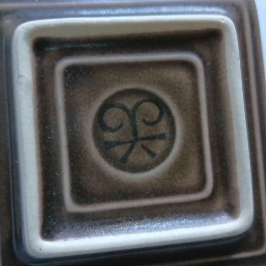 クイストゴー　アンバー　スクエアプレート　小皿　豆皿
