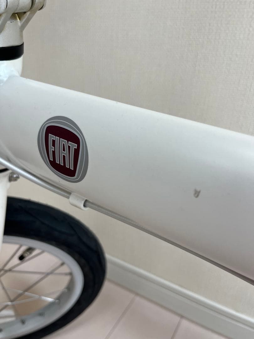 週末限定値下　FIAT 折りたたみ自転車 14 インチ AL-FDB140