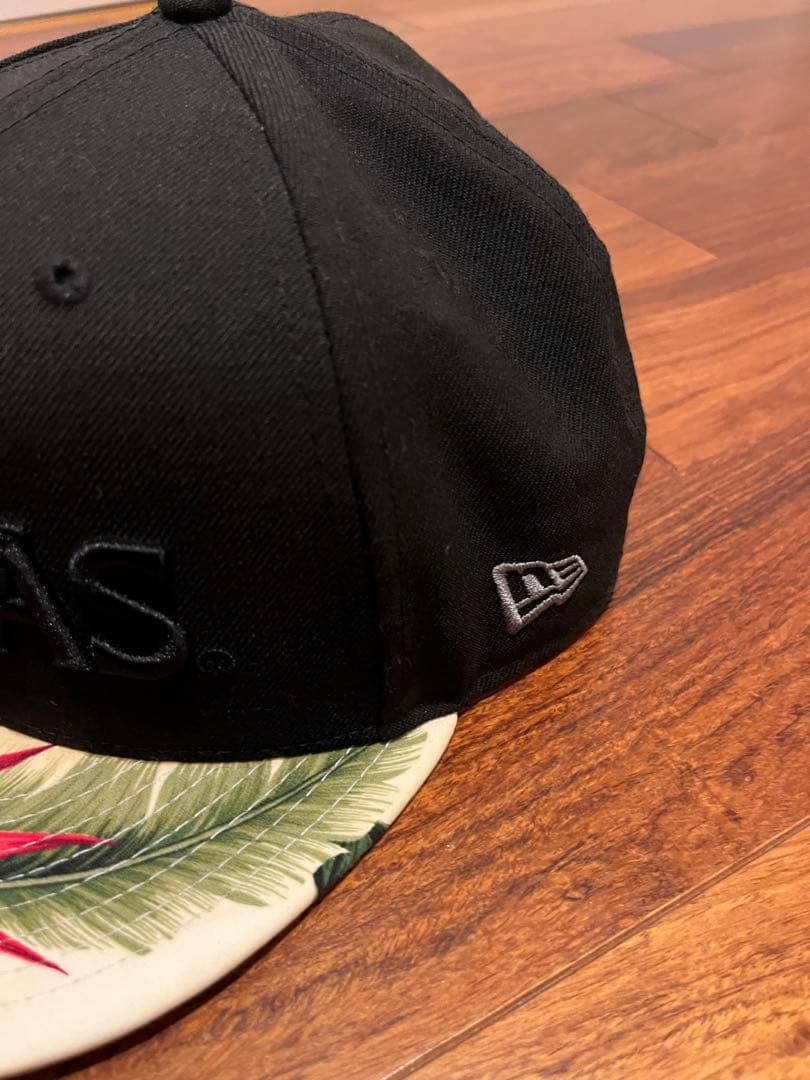 k*1様 希少　VARIVAS 9FIFTY NEWERA キャップ　中古
