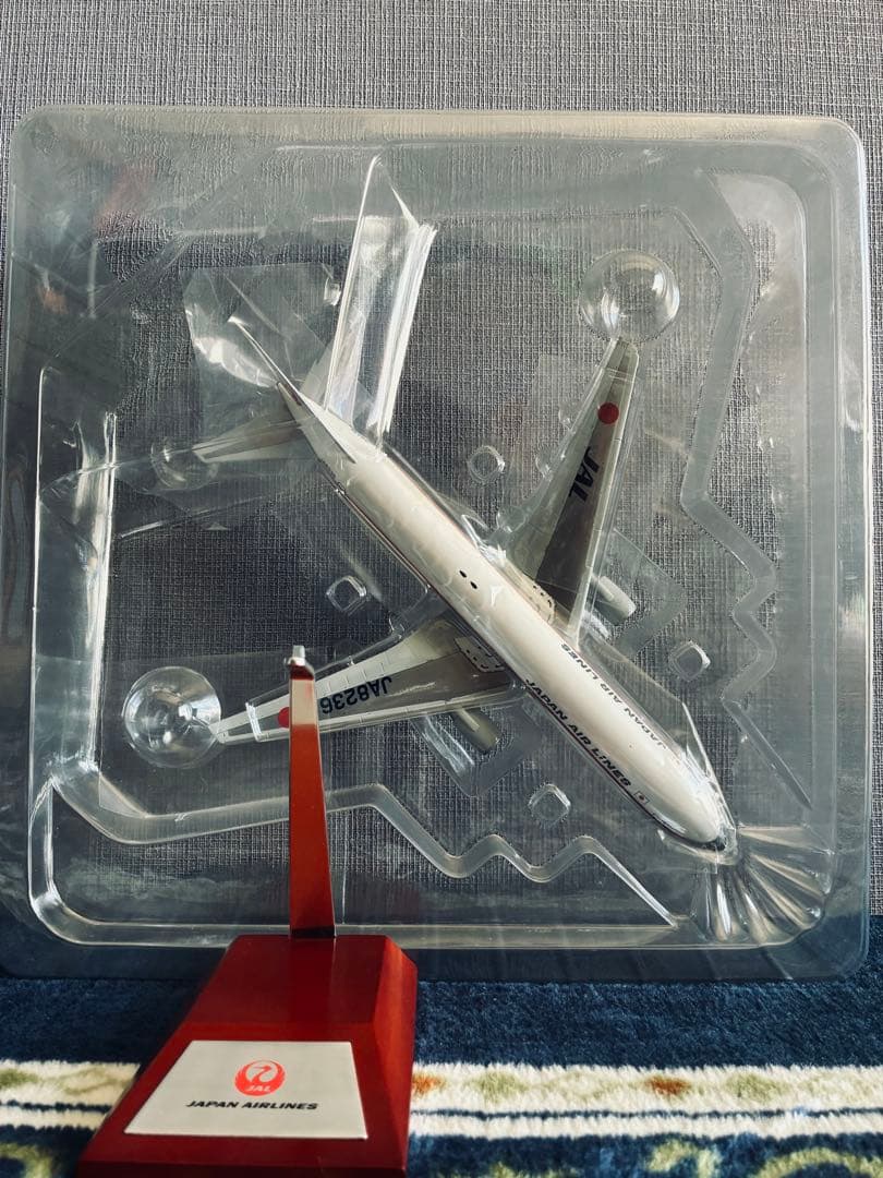 Boeing 767-300 日本航空 1:200スケール
