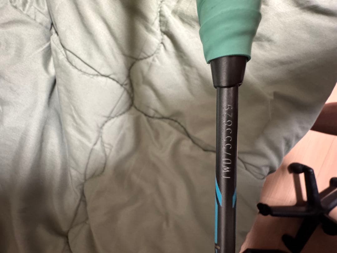 ラケット VICTOR THRUSTER F 4U5