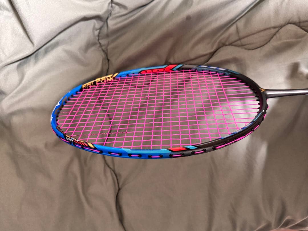 ラケット VICTOR THRUSTER F 4U5