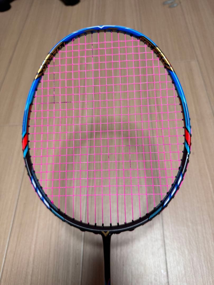 ラケット VICTOR THRUSTER F 4U5