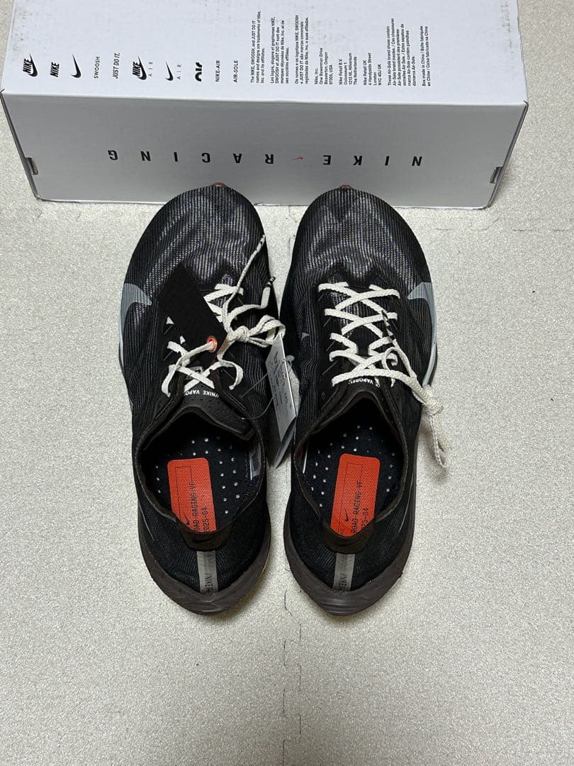 ナイキヴェイパーフライ 4メンズロード レーシングシューズ NIKE