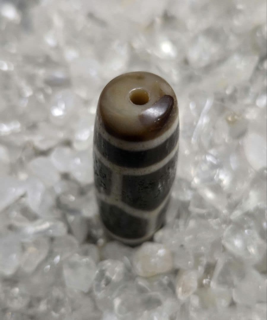 097　天珠　正統派　上質　亀甲長壽天珠　dzibeads　！