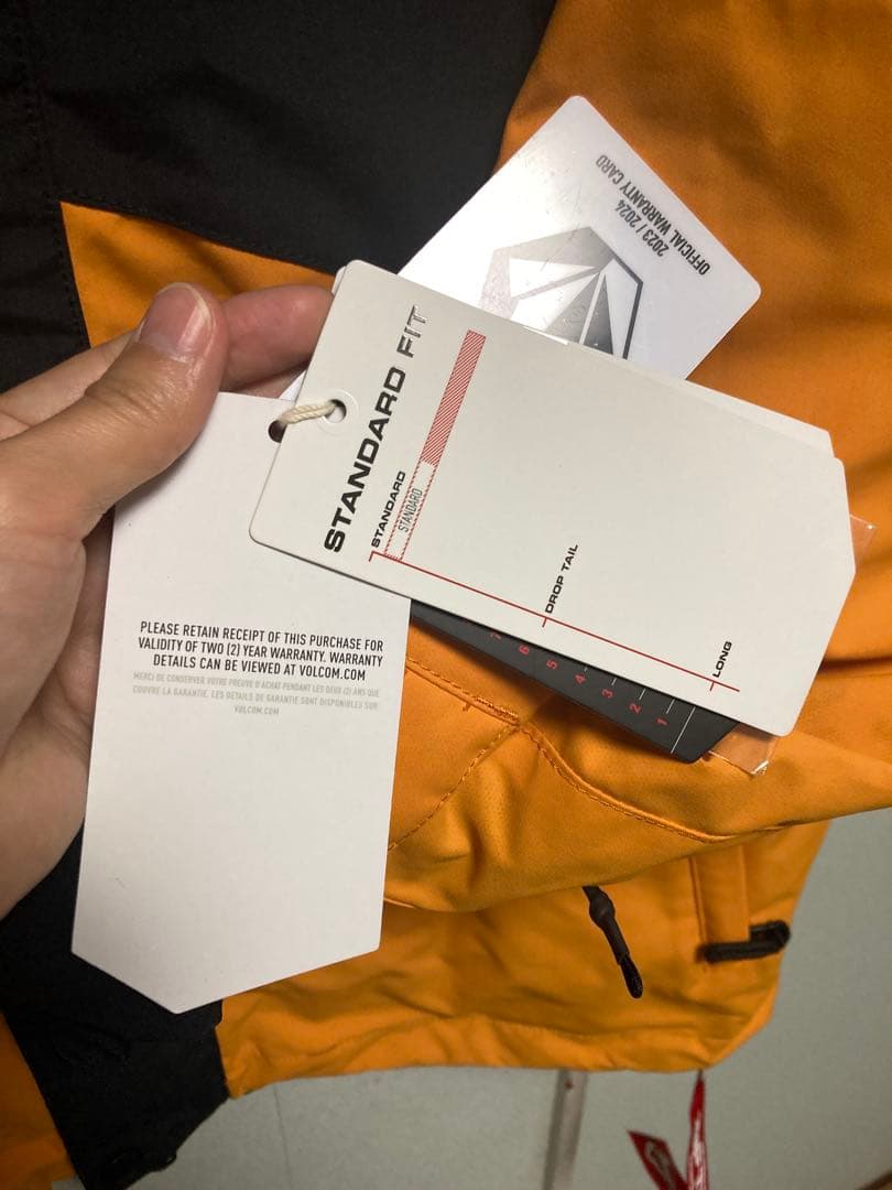 Volcom スノーボード用防水ジャケット 黒オレンジ
