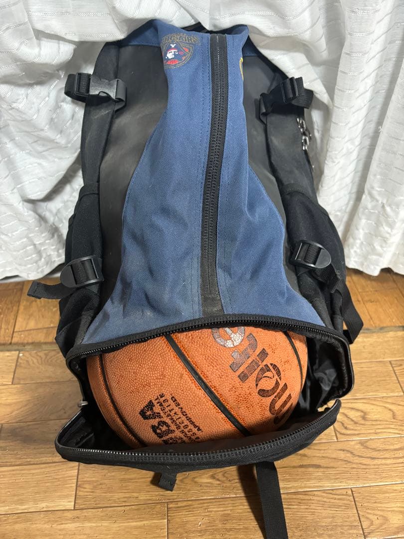 【値下げ‼️】横浜ビーコルセアーズ　バスケ用リュック　SPALDING 32L