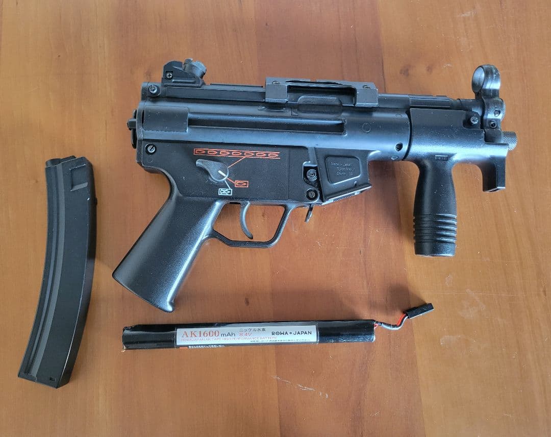 MP5K クルツ　電動ガン マガジン バッテリー付　東京マルイ　実働品
